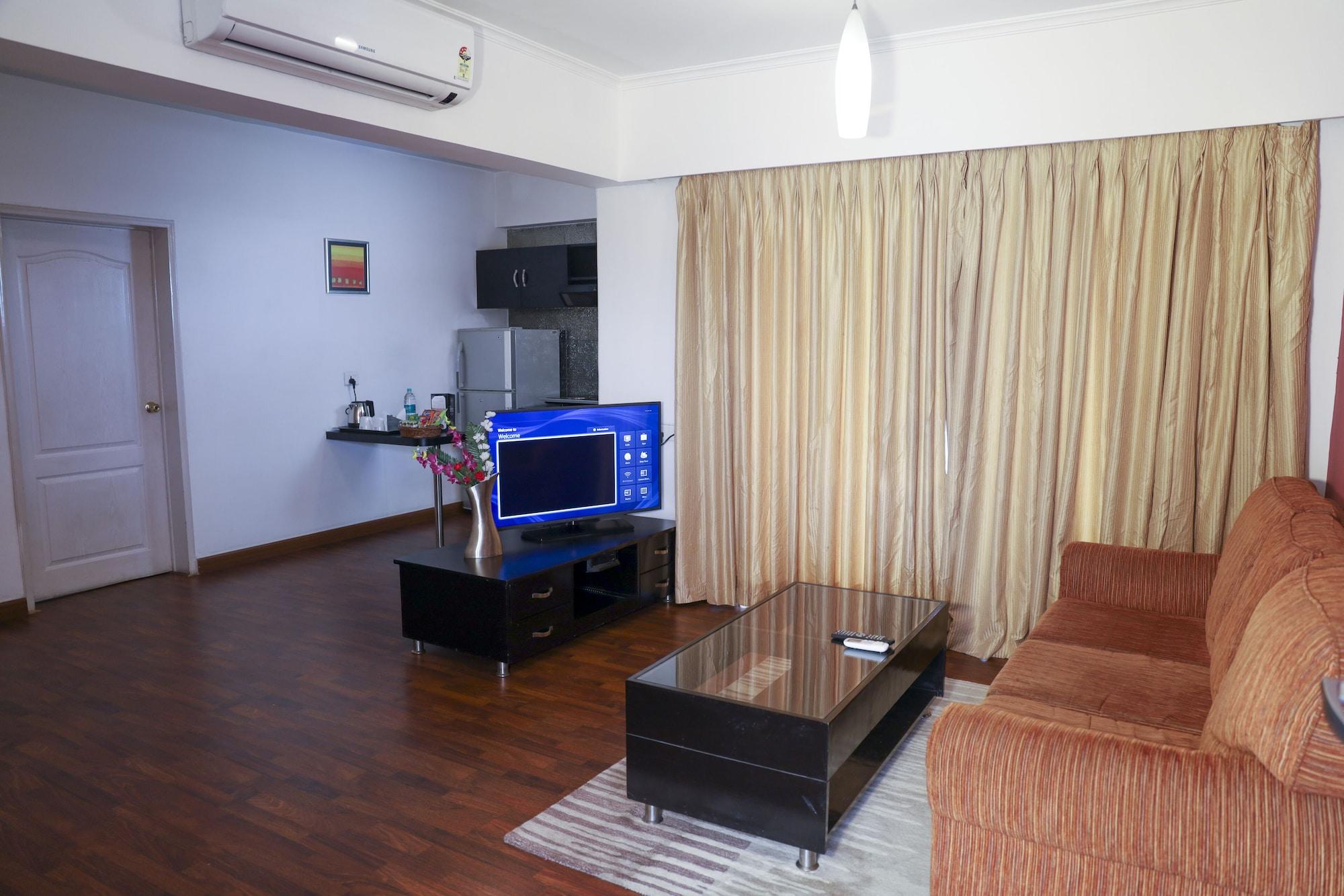 Royal Orchid Golden Suites Púna Exteriér fotografie