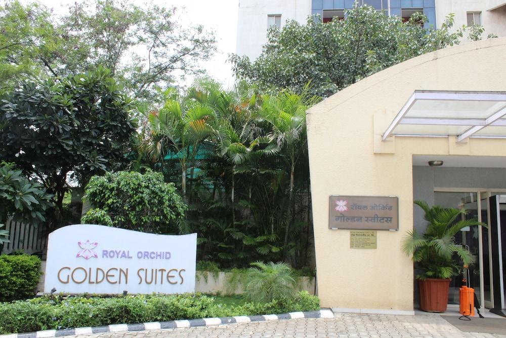 Royal Orchid Golden Suites Púna Exteriér fotografie